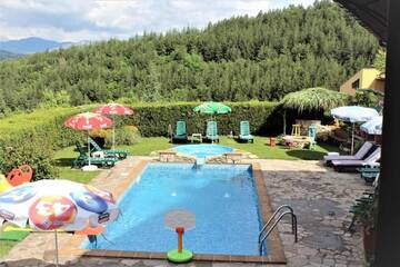 Фото номера Дом с 7 комнатами Дома для отпуска Guest House Brezata - Betula г. Главатарци 61