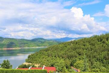 Фото номера Дом с 7 комнатами Дома для отпуска Guest House Brezata - Betula г. Главатарци 58