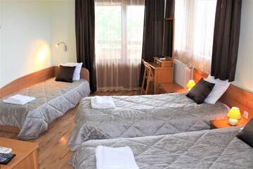 Фото номера Дом с 7 комнатами Дома для отпуска Guest House Brezata - Betula г. Главатарци 41