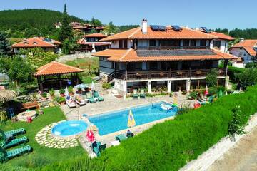 Фотографии Дома для отпуска Guest House Brezata - Betula г. Главатарци (Болгария) №1 Фото Дома для отпуска Guest House Brezata - Betula г. Главатарци 1