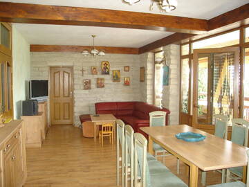 Фото номера Дом с 7 комнатами Дома для отпуска Guest House Brezata - Betula г. Главатарци 11